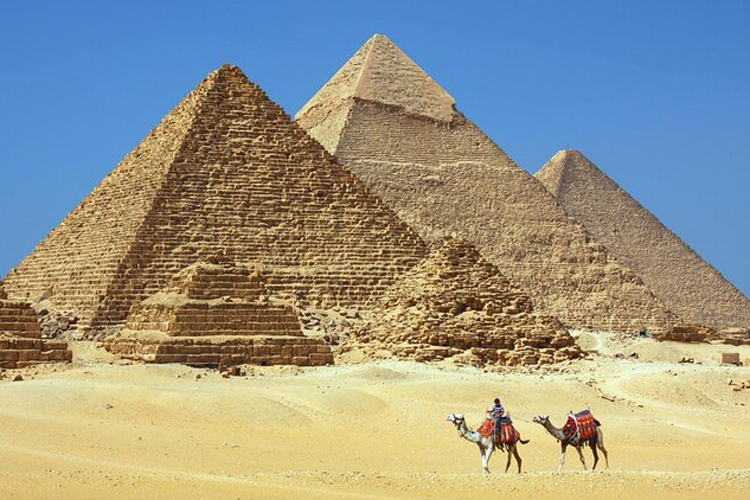 Giza Plateau_53d11_lg.jpg